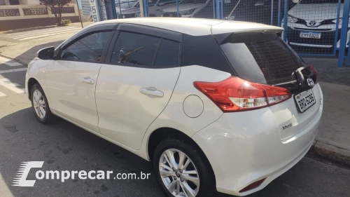 YARIS 1.3 16V XL