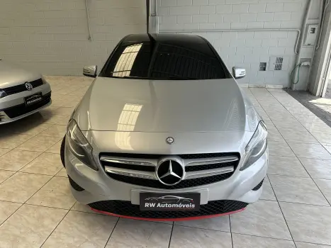 A 200 1.6 Turbo Urban 16V