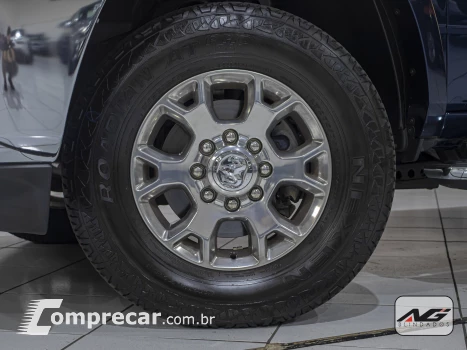 2500 6.7 I6 Turbo Laramie CD 4X4