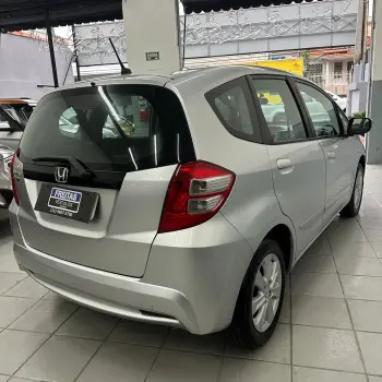 Fit LX 1.4/ 1.4 Flex 8V/16V 5p Mec.