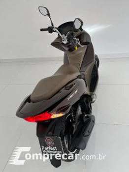 PCX 150 DLX