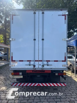 Accelo 1016 CE Diesel Automático