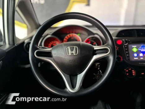 FIT 1.4 LX 16V FLEX 4P AUTOMÁTICO