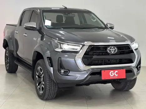 HILUX 2.8 D-4D TURBO DIESEL CD SRX PLUS 4X4 AUTOMÁTICO