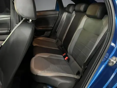 Nivus Highline 1.0 Turbo (Flex) (Aut)