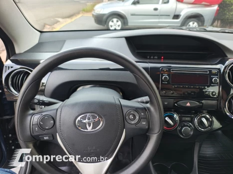 ETIOS 1.5 XS Sedan 16V