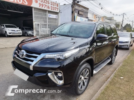 HILUX 2.8 SW4 4X4 8V