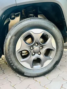 Renegade1.8 4x2 Flex 16V Aut.