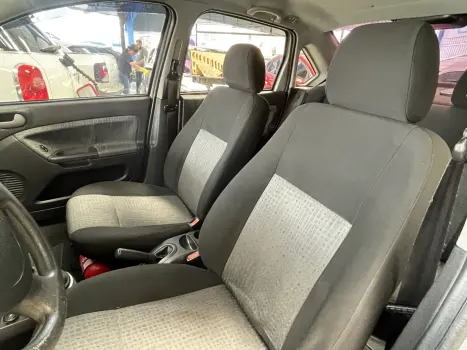 FIESTA 1.6 ROCAM SEDAN 8V FLEX 4P MANUAL