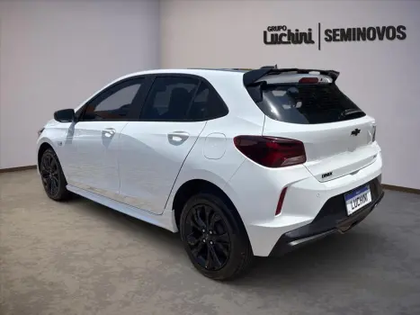 ONIX 1.0 TURBO FLEX RS AUTOMÁTICO