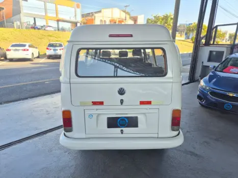 Kombi Lotação 1.4 Mi Total Flex 8V