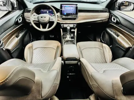 COMMANDER OVERLAND T270 1.3 TB FLEX AUT