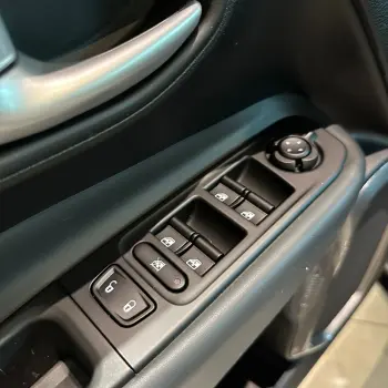 Renegade SAHARA T270 1.3 TB 4x2 Flex Aut