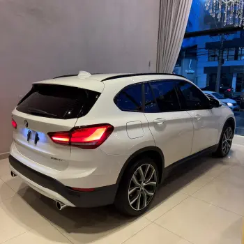 X1 2.0 16V Sdrive18i TOP