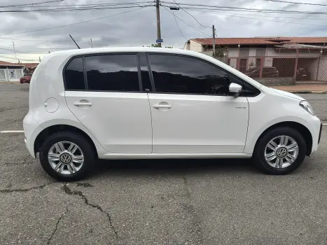 UP 1.0 TSI Move UP 12V