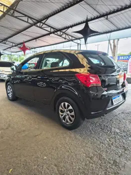 ONIX HATCH LT 1.0 8V FlexPower 5p Mec.