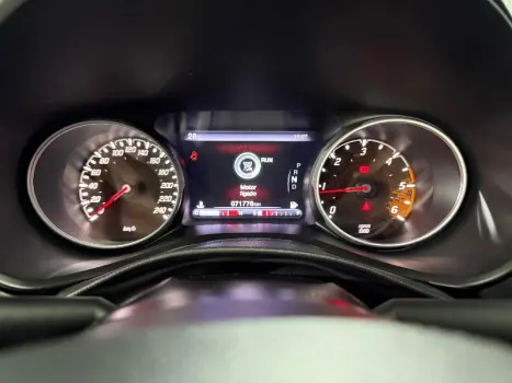 TORO 2.0 16V Turbo Ultra 4WD