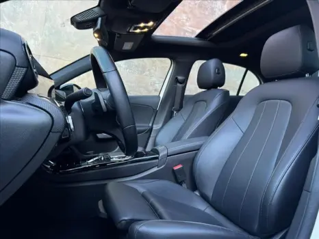 A 250 2.0 CGI Vision 7g-dct