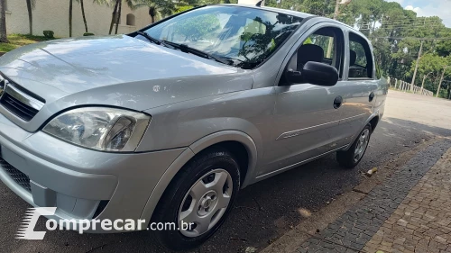 CORSA 1.4 MPFI Maxx Sedan 8V