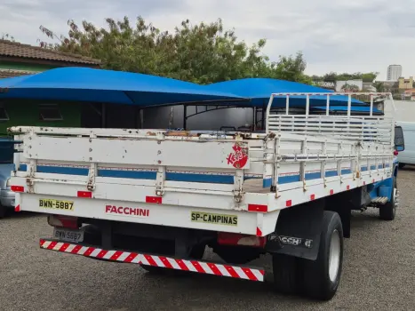 F-600 Modelo sem Versão