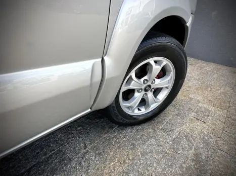 TUCSON 2.0 MPFI GLS 16V 143cv 2WD