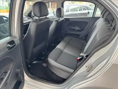 VOYAGE 1.0 12V MPI Totalflex