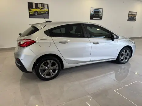 Cruze Hatch 1.4 16V 4P LT SPORT6 TURBO FLEX AUTOMÁTICO