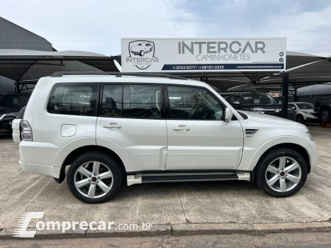 Mitsubishi PAJERO 3.2 Full HPE 4X4 16V Turbo Intercooler 4 portas