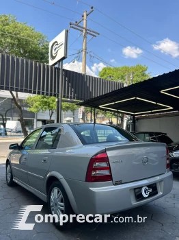 ASTRA 2.0 MPFI Elegance Sedan 8V