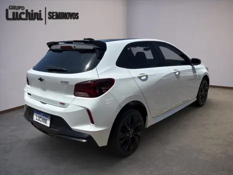 ONIX 1.0 TURBO FLEX RS AUTOMÁTICO