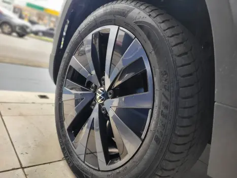 TAOS Highline 1.4 250 TSI Flex Aut.