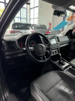 AMAROK Trendline CD 2.0 TDI 4X4 Dies Aut