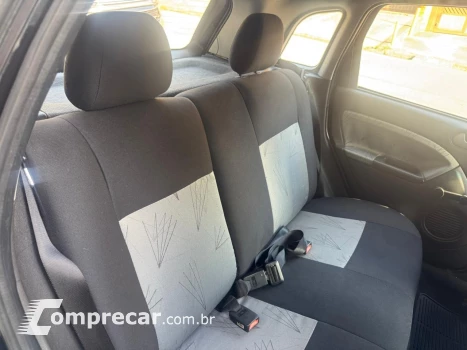 FIESTA 1.6 MPI Class Hatch 8V