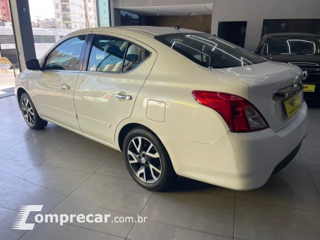 VERSA 1.6 16V Unique