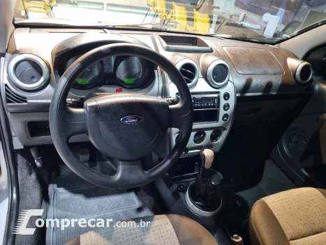 FIESTA 1.6 MPI Sedan 8V