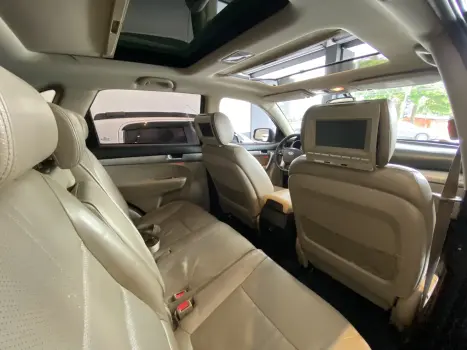 SORENTO 2.4 16V EX 7L