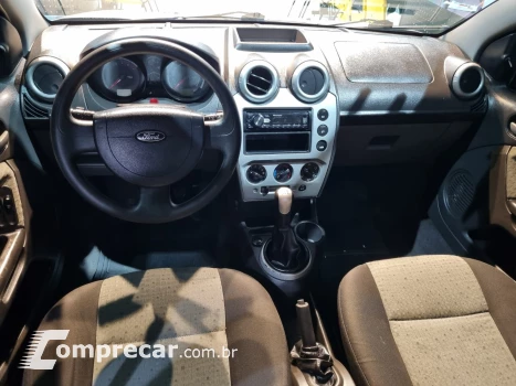 FIESTA 1.6 MPI Sedan 8V