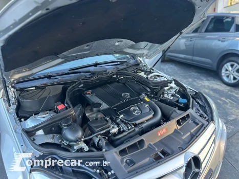 C 180 1.8 Cgi Classic 16V Turbo Gasolina 4P Automático