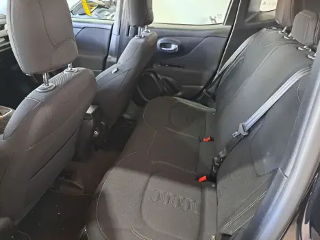 Renegade Sport T270 1.3 TB 4x2 Flex Aut.