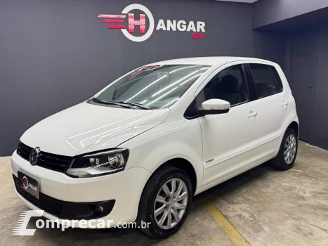 Volkswagen FOX 1.6 MI 8V 4 portas