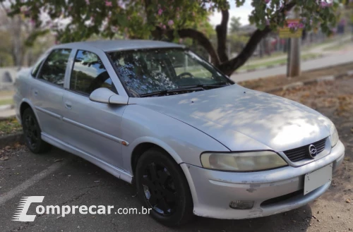 VECTRA 2.2 MPFI GL Milenium 8V