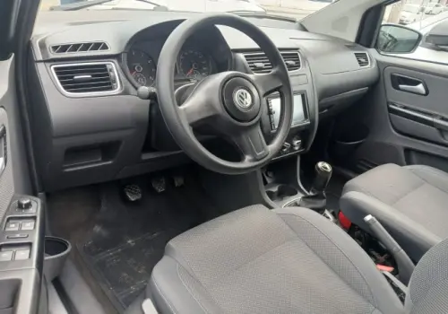 FOX - 1.0 MI 8V 4P MANUAL