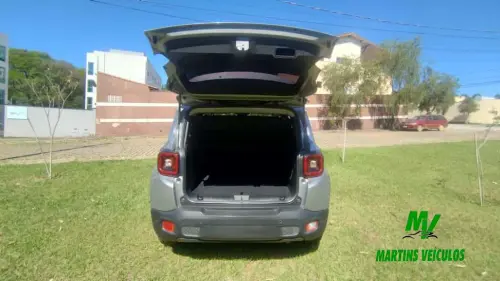RENEGADE 1.8 16V FLEX LONGITUDE 4P AUTOMÁTICO
