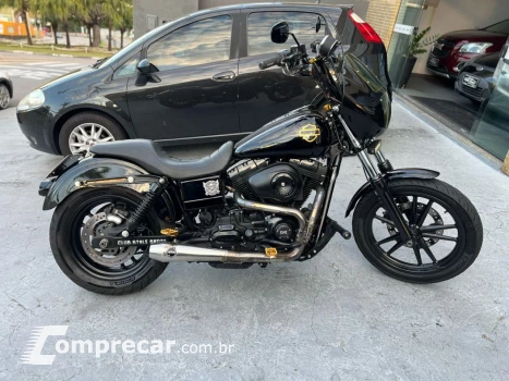 Harley Davidson DYNA SUPER GLIDE CUSTOM