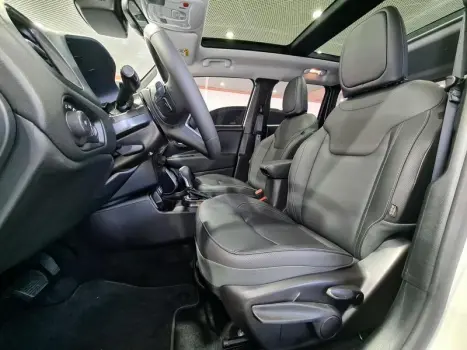 RENEGADE SAHARA T270