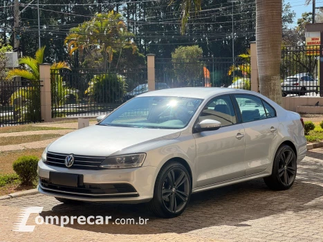 Volkswagen JETTA 2.0 Comfortline 4 portas