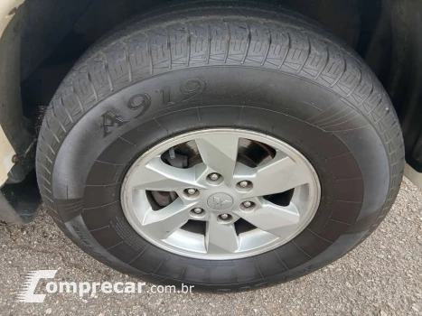 L200 TRITON 2.4 16V Turbo GLS CD 4X4