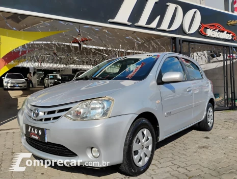 Toyota ETIOS 1.3 XS 16V 4 portas