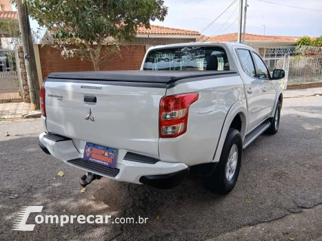 L200 TRITON 2.4 16V Turbo GLS CD 4X4