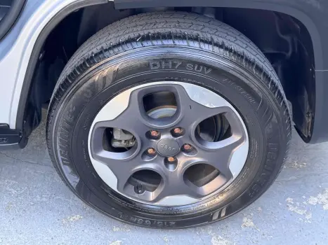 RENEGADE 1.8 16V Sport